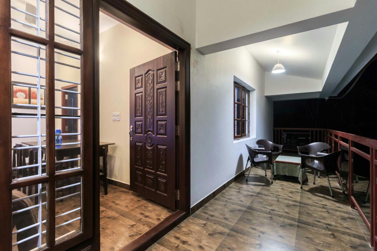 Karkera Comforts Hotel Madikeri Exterior photo