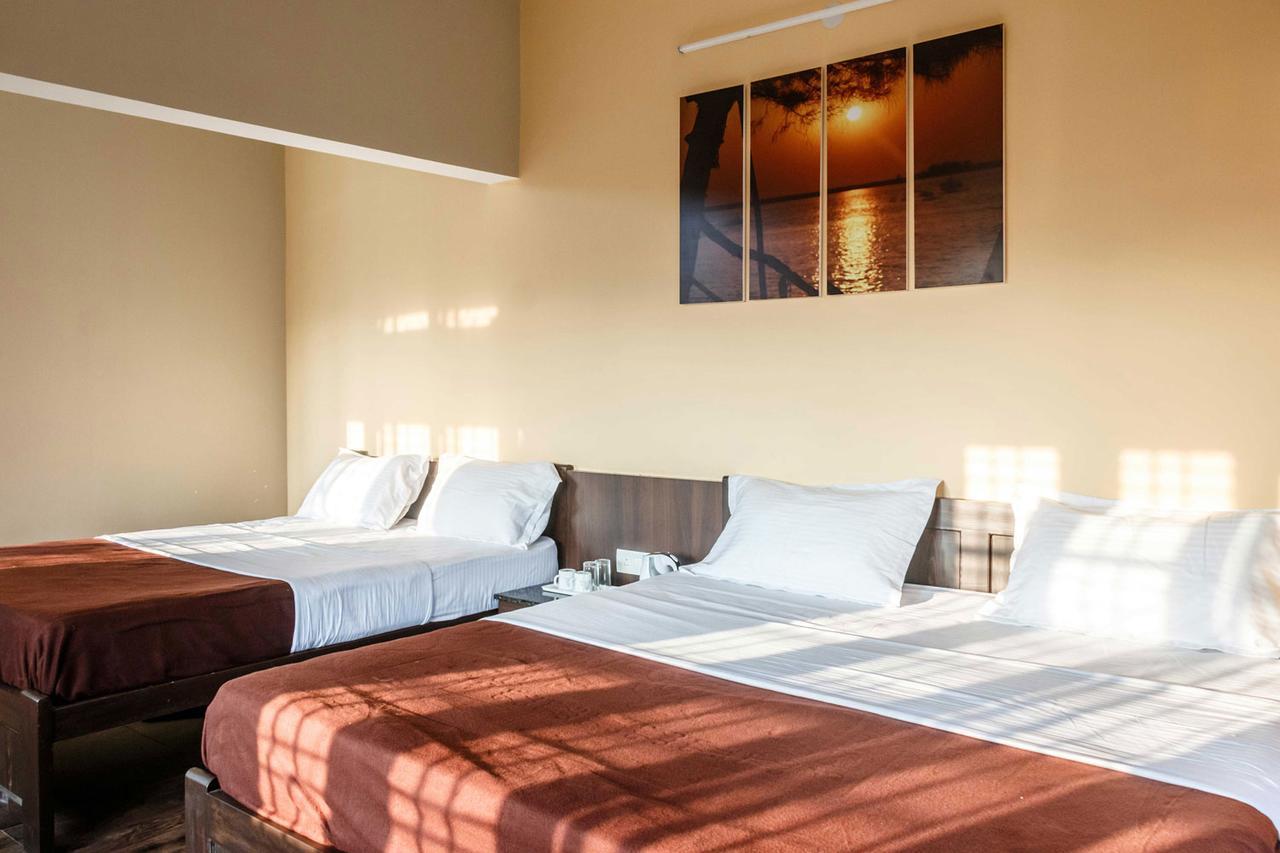 Karkera Comforts Hotel Madikeri Exterior photo